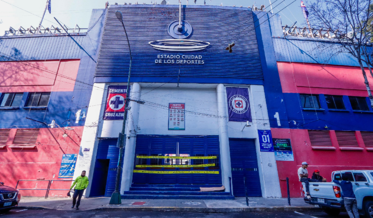 Estadio Ciudad de los Deportes fue clausurado foto_ Luis Garduño