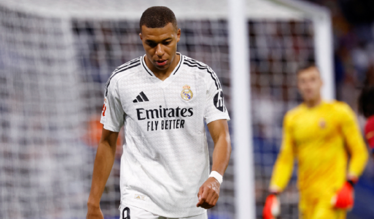Kylian Mbappé no ha podido brillar con el Real Madrid / Foto: Reuters