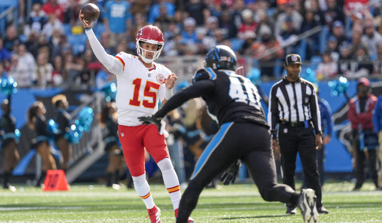 Los Chiefs vencen a Carolina Panthers foto_ Reuters