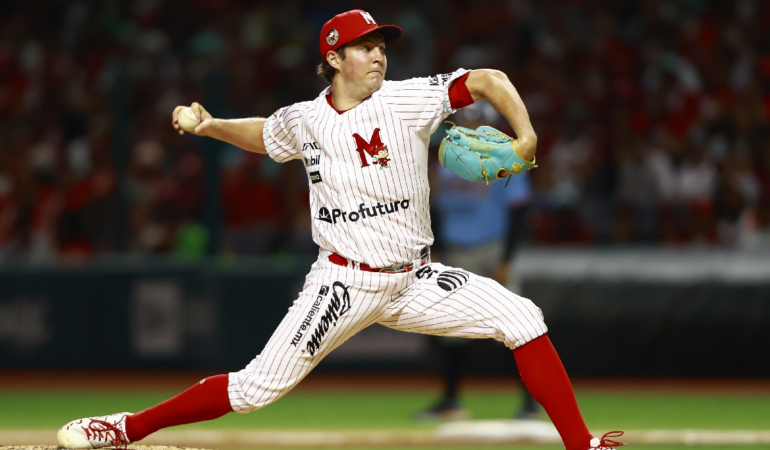 Los beisbolistas Trevor Bauer y Robinson Canó no se sabe si seguirán con Diablos Rojos del México. Foto: Mexsport