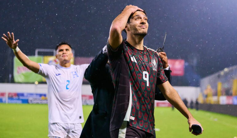 México perdió con Honduras en San Pedro Sula y le costó lugares en ranking FIFA. FOTO: Mexsport
