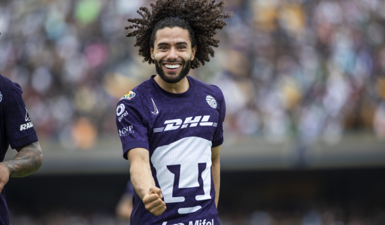 César Huerta se ha posicionado como el mejor elemento de Pumas
