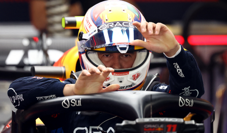 Checo Pérez terminó octavo en el campeonato de pilotos / Foto: Reuters