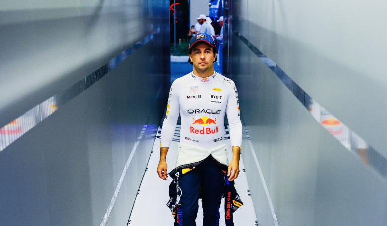 En los próximos días sé dará a conocer la permanencia de Sergio Pérez con Red Bull. Foto: @SChecoPerez