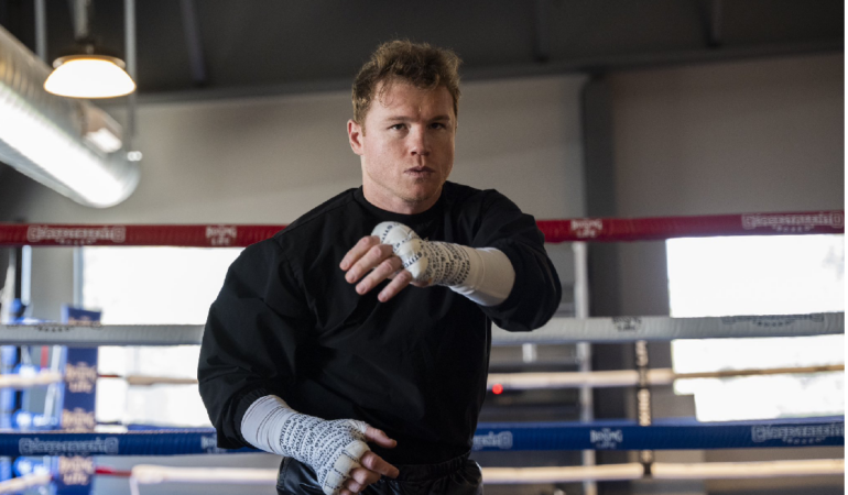 Saúl Canelo Álvarez ya piensa en sus rivales para el 2025. Foto: @Canelo