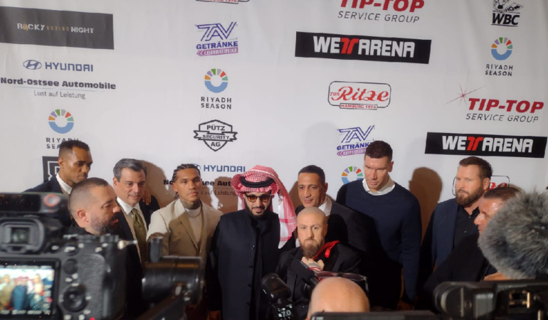 Turki Al-Sheikh es la sensación del boxeo foto_ Osiris Méndez