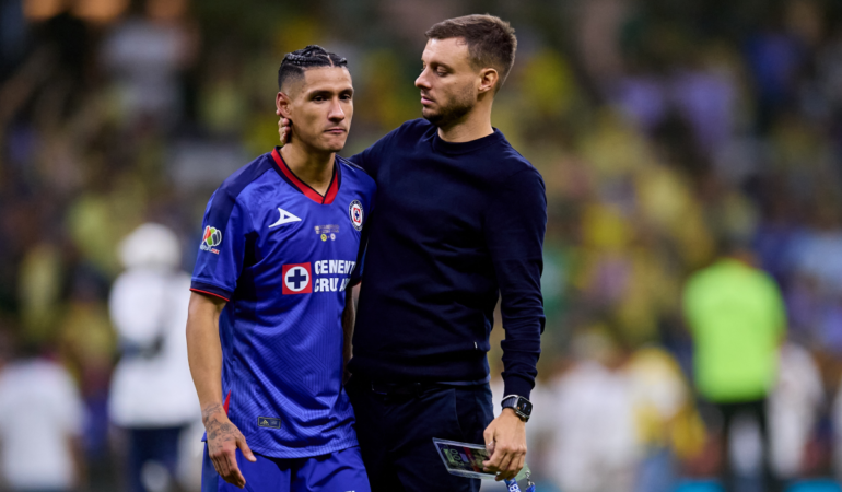 Cruz Azul pasó de ser finalista a no tener ni DT para el 2025 / Foto: Mexsport