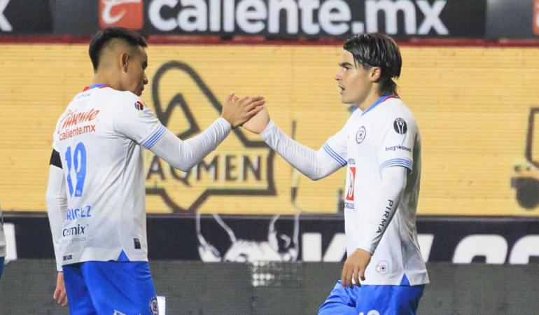Cruz Azul por poco se lleva un susto de Xolos