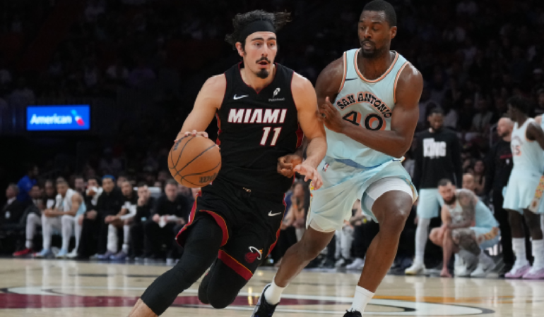 Jaime Jáquez y el Miami Heat ganaron ante Spurs de San Antonio foto_ Reuters