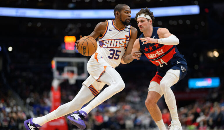 Kevin Durant tuvo un gran juego ante los Pistons. FOTO: Reuters