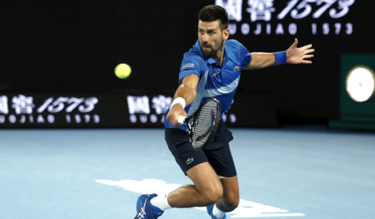 Novak Djokovic se enfrentará a Zverev en las semifinales del Australian Open / Foto: AFP