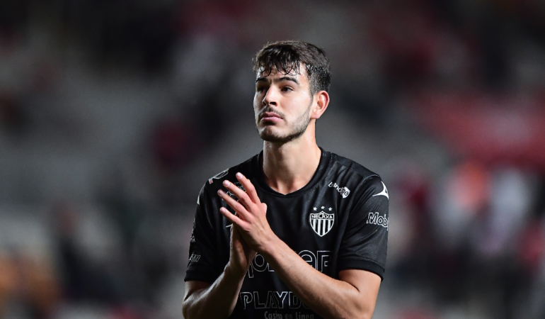 Alan Montes podría reforzar a las Chivas en las próximas horas. Foto: Mexsport