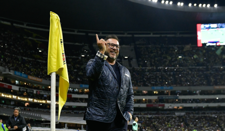 Antonio Mohamed salió peleado de América