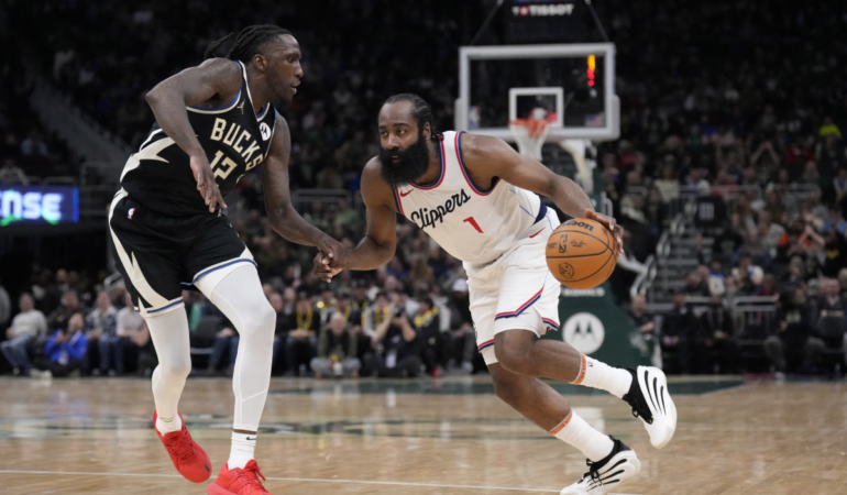 James Harden llegó a la marca de 27 mil puntos anotados _ Foto_ Reuters