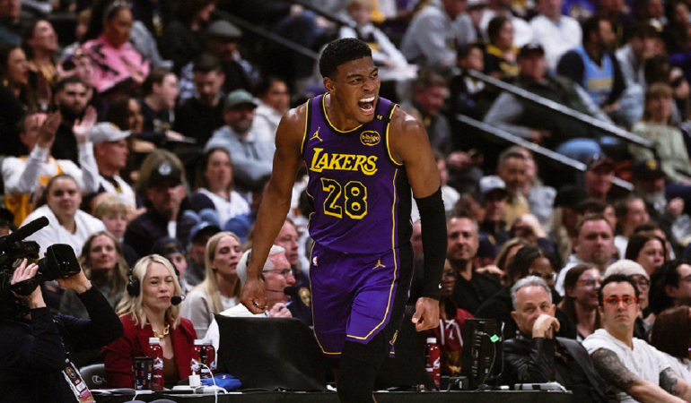 Los Lakers se hicieron respetar sobre la cancha y obtuvieron un triunfo contundente