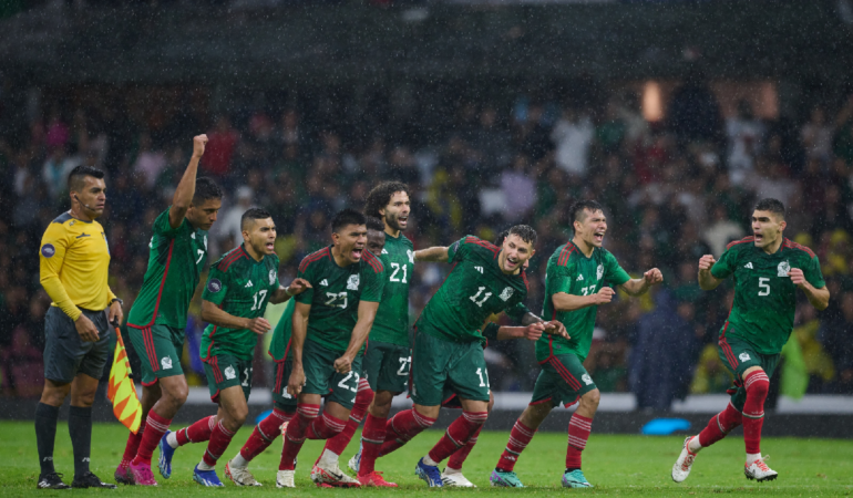 México estaría de estreno con un uniforme muy parecido al de Argentina 78 Foto_Mexsport