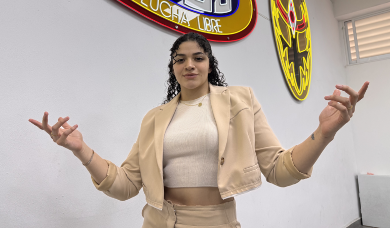 Persephone es doctora, portera y luchadora del CMLL / Foto: Arturo Méndez