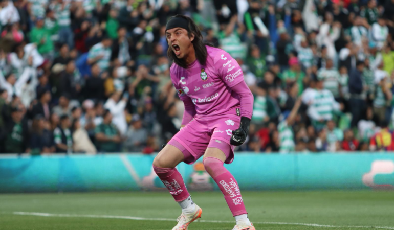 Carlos Acevedo festeja efusivamente la sorpresa del torneo Foto_Esto