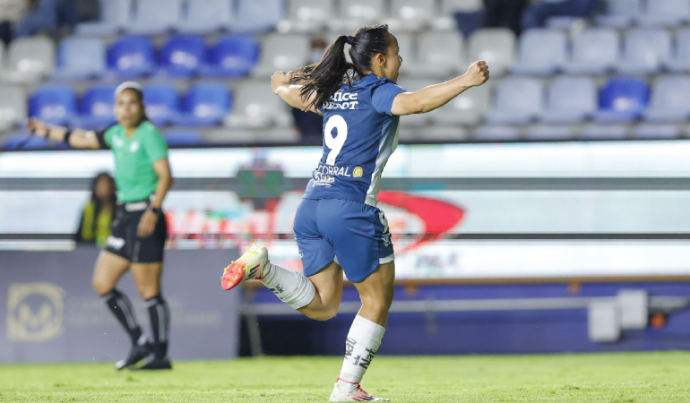 Charlyn Corral sigue anotando y va por otro campeonato de goleo Foto_Mexsport