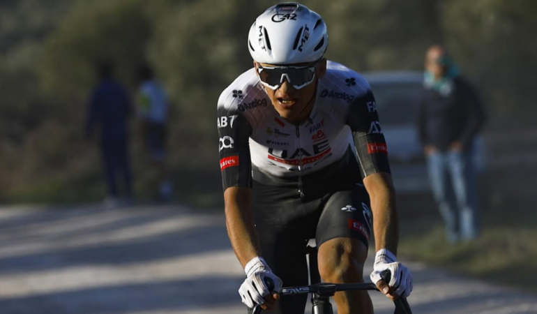 Isaac del Toro forma parte del equipo de UAE Team Emirates