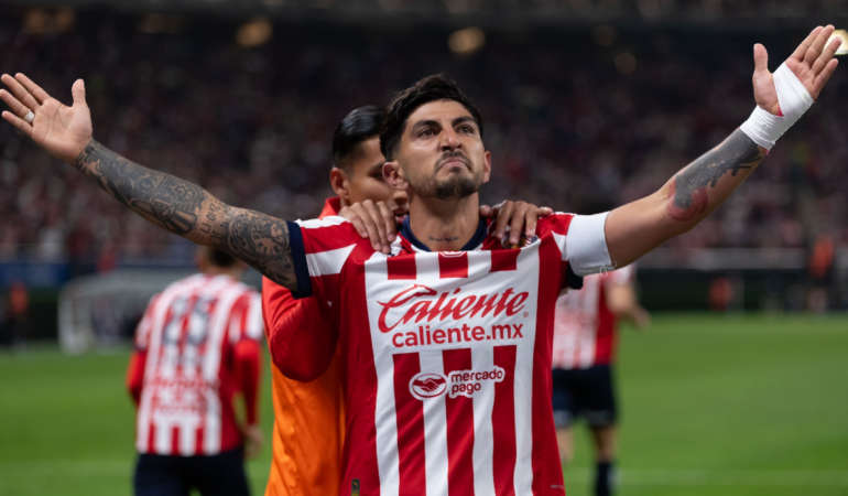 Víctor Guzmán intentará revivir a Chivas en su regreso Foto_Mexsport