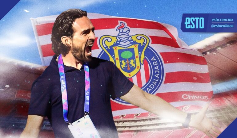 Gerardo Espinoza fue nombrado como el nuevo director técnico de las Chivas / Arte: Abril Hernández