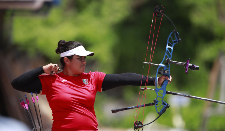 Andrea Becerra, la arquera mexicana amaneció en la primera posición del ranking mundial. Foto: Mexsport