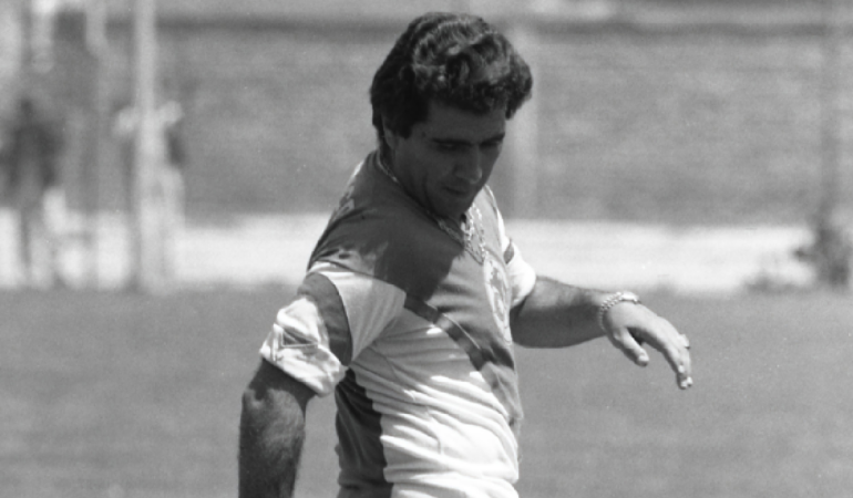 Carlos Reinoso le marcó un golazo al Loco Gatti / Foto: Mexsport