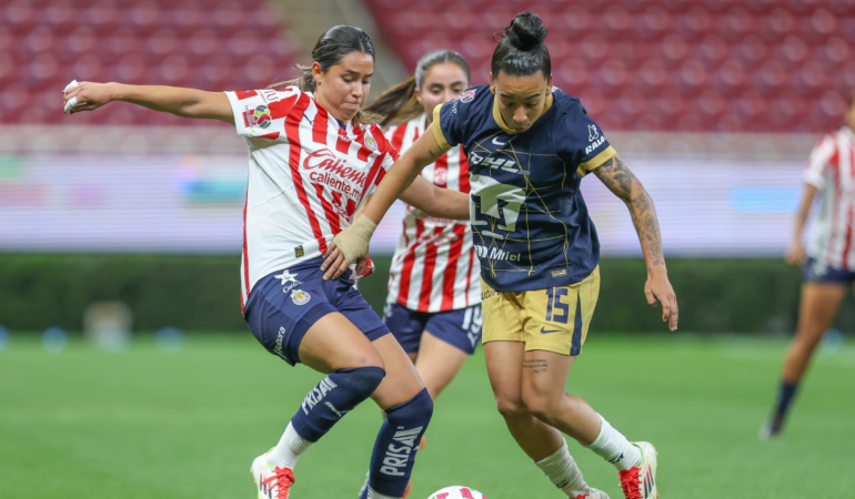 Chivas Femenil y Pumas empataron sin goles / Foto: Mexsport