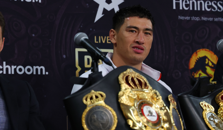 Dmitry Bivol rechazó una oferta millonaria por pelear con David Benavidez / Foto: Mexsport