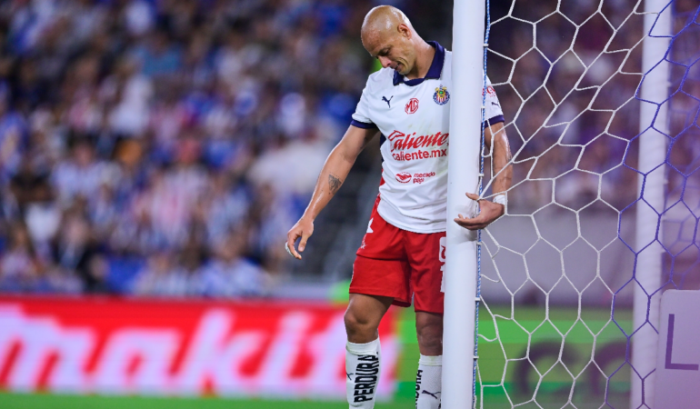 Javier Hernández suma tres goles desde que llegó a Chivas foto_ Mexsport