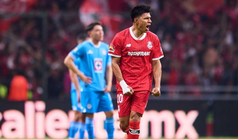 Jesús Gallardo está en la mira de las Chivas / Foto: Mexsport