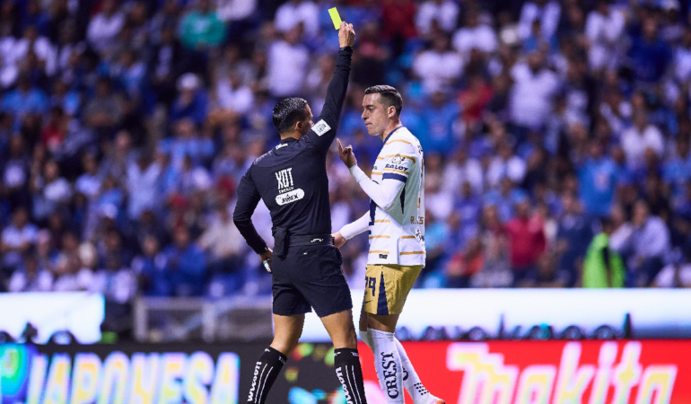 La afición de los Pumas ya no quieren a Rogelio Funes Mori con el equipo. Foto: Mexsport