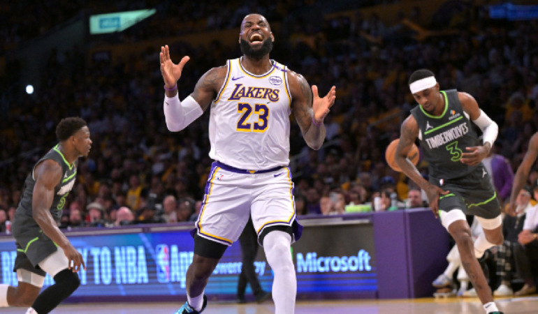 Lakers es derrotado foto_ Reuters