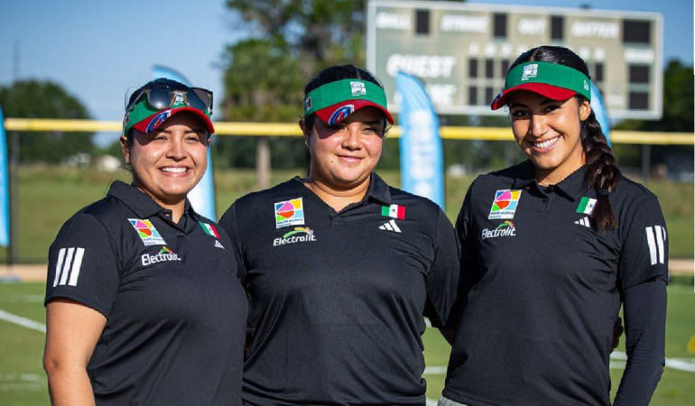 Las arqueras mexicana se colgaron la presea de oro en la Copa del Mundo de Tiro con arco. Foto: Cortesía