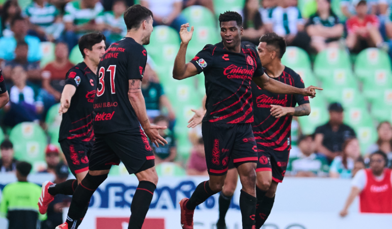 Xolos no tuvo piedad de un Santos Laguna que dio pena este torneo / Foto: Mexsport