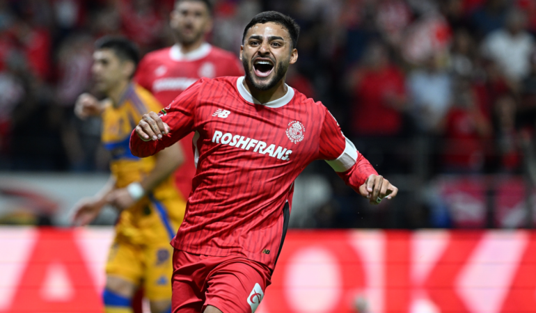 Alexis Vega es la figura de Toluca / Foto: Mexsport