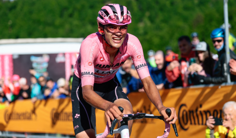 Isaac del Toro hace historia en el Giro de Italia