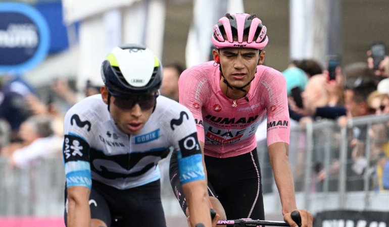 Isaac del Toro mantiene la Maglia Rosa foto_ Reuters