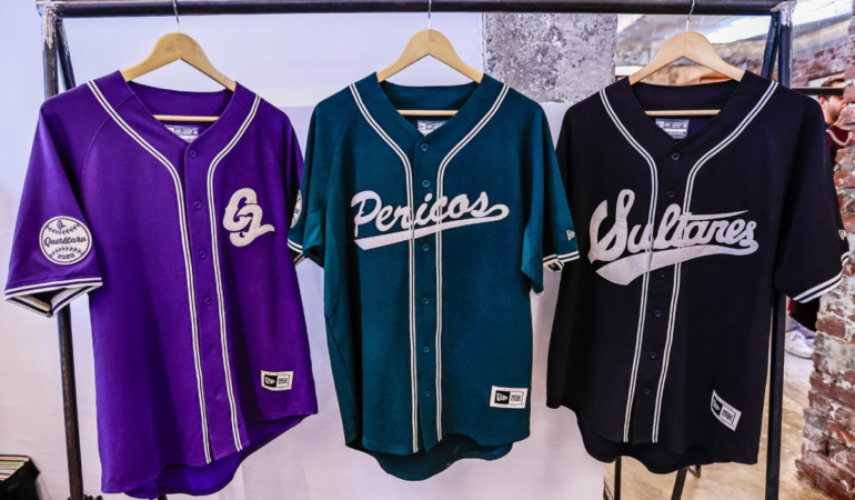 La LMB lanzó jersey conmemorativo de sus 100 años / Foto: Luis Garduño