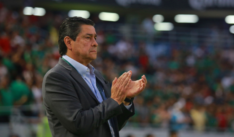 Luis Fernando Tena ve un Guatemala que puede dar una buena Copa Oro / Foto: Mexsport
