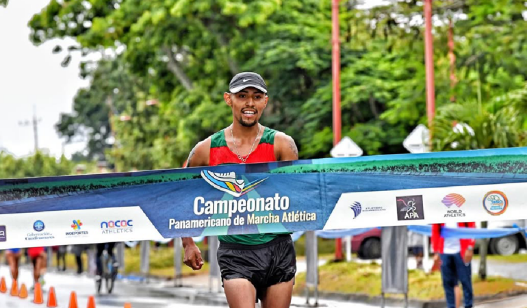 José Luis Doctor ganó la medalla de oro foto_ @medico.mors