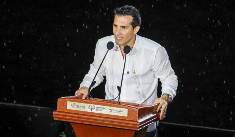 Rommel Pacheco inaugura la Olimpiada Nacional / Foto: Lesslie Arredondo