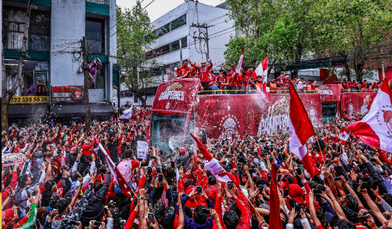 Toluca celebra su título de Liga MX junto a su afición_ FOTOS_ LUIS GARDUÑO