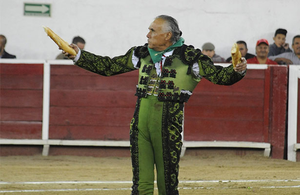 Nota-Toros-Pana-