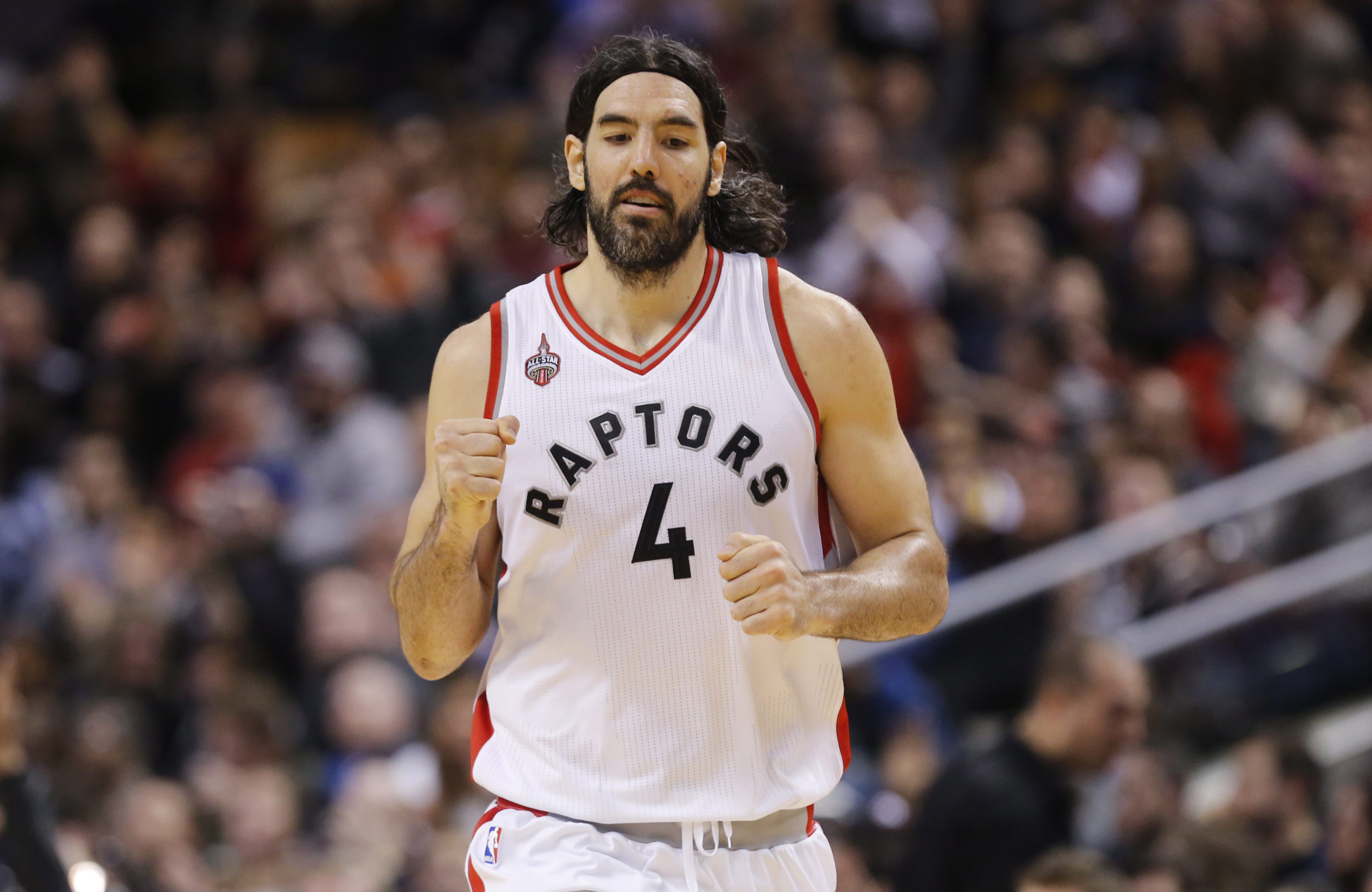 Luis Scola