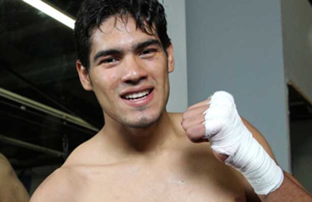 nota-box-gilberto-zurdo-ramirez