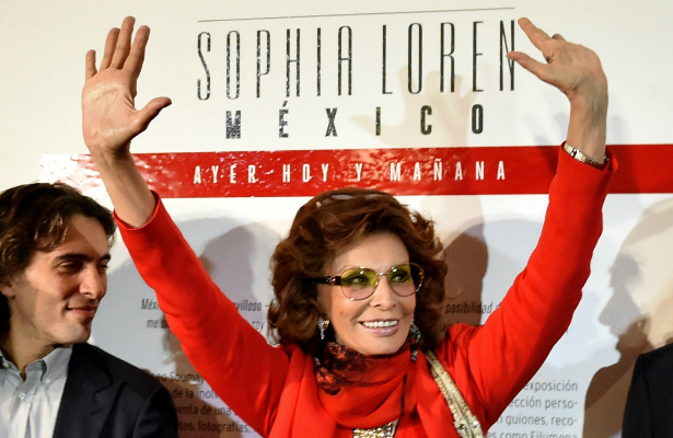 nota-espe-sophia-loren