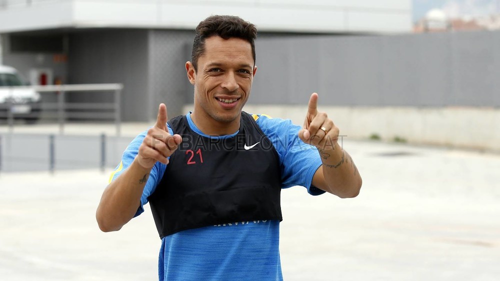 nota-futi-barcelona-adriano