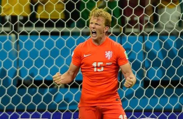 nota-futi-holanda-kuyt